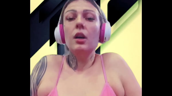 I was all sweaty, my pussy was dripping and I