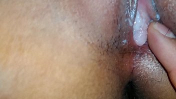 I convince a girl to give me her virginity for