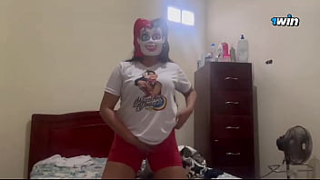 SHE IS A RICH BITCH, MY STEPMOM COMES FROM THE