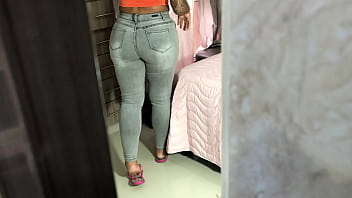 SPYING ON MY HOT STEPMOM WHILE GETTING UNDRESSED (DRESSING, BRUNETE,