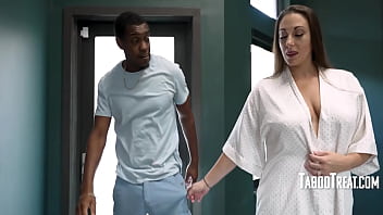 MY BULLY&rsquo;S step DAD DESTROYS STEP-MOM&rsquo;S CUNT- Melanie Hicks |