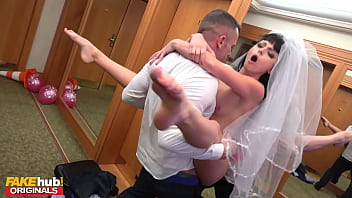 FAKEhub - Bride Not To Be Sonya Durganova cheats on