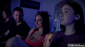 Stepdads scheme to fuck his stepdaughter n gf works out