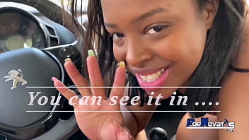 Young mulatto fucking in the car Dulce Paris with Victor