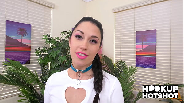 Petite Beauty Alex Coal Likes To Suck Danny Steele's Ass