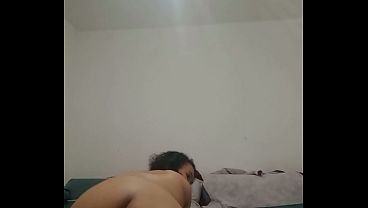 A Paulista prostitute dancing funk and showing off her little