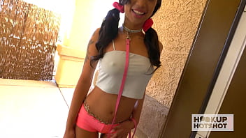 Brunette Babe Alicia Reign Is Horny For Bryan Gozzling's Extreme