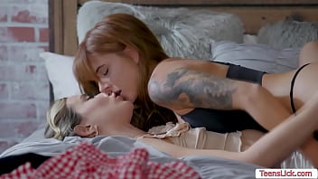 Gorgeous lesbians love their anal deep action