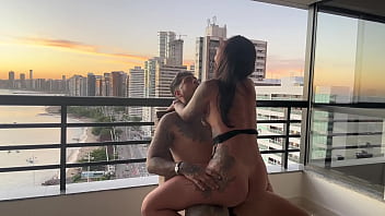 I SAT GOOD UNTIL HE CUMMED ALL OVER - It's