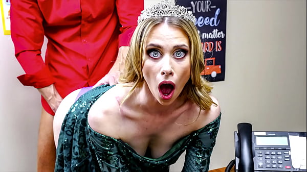 Anya Olsen does what any good milfy stepmom would and