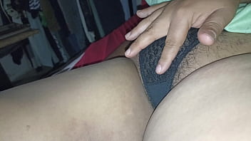 [Karmico][Morning] camel toe of my wife at dawn I record