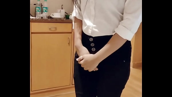 Sexy Hotel Receptionist fucked by Guest