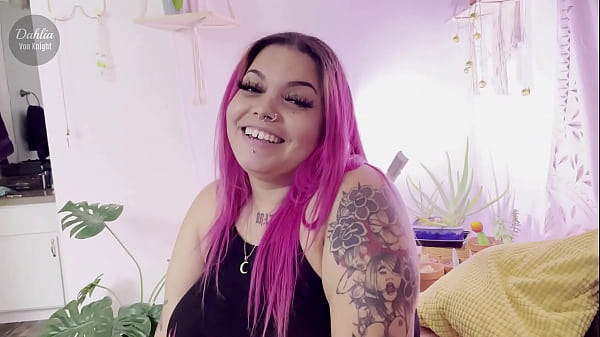 BBW Dahlia fucks the new Neighbor