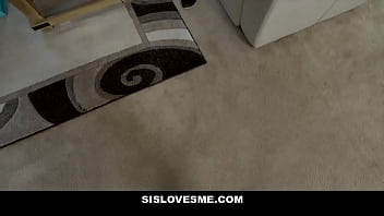 StepBROTHER & stepSISTER share more than a bed- Scarlett Mae