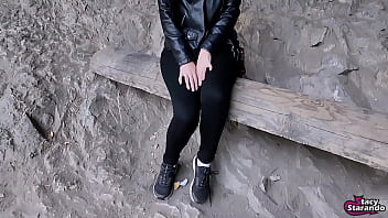 I gave the guy a cool blowjob in nature in