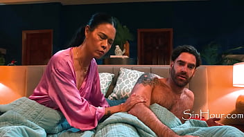 When Full Family Shares A Bed - Dana Vespoli, Josh