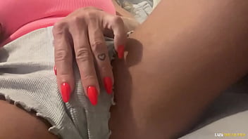 Hot MILF with a BIG CLITORIS masturbates and cums while