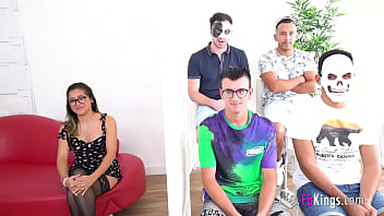 Amateur Beth Choy wants to fulfill her dream and become