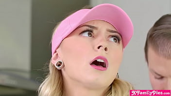 Stepbro gets a hole in one with his teen stepsister