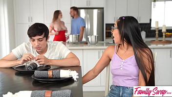 Lindsay Lee yells at Madison Wilde, "What the hell is