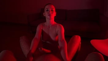 Once the red light turns on, this redhead is unstoppable