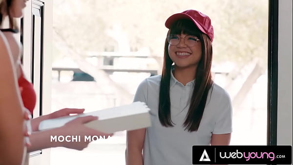 Hot Threesome Summer Between Celestina Blooms, Bestie River Lynn, &