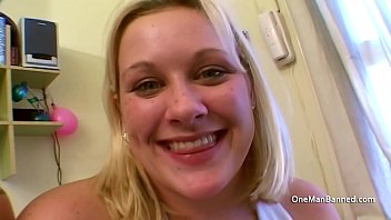 Boyfriend watches his chubby wife getting banged by a skinny