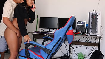 Unfaithful girlfriend talks to her partner while she fucks with