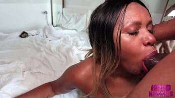 Big butt Brazilian anal queen veronica lins loves to have