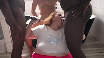 SSBBW JULIE GINGER GETS HER FACE FUCKED HARD IN BBC