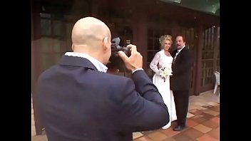 Famous photographer needs to make wedding book of charming blonde