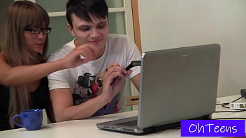 Anna and Sam Free Video