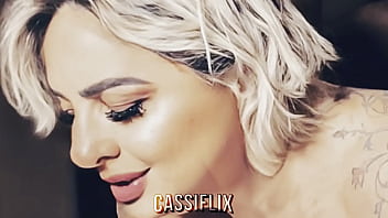 I shook my ass nicely and provoked this bastard who