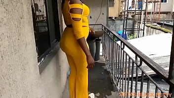 Stepmom to Sweep the Balcony but ended up Fucking our