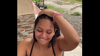 Escort sucks him in public for 30 dollars