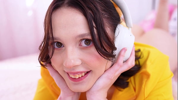 Akina Asmus - This teenage girl's long-time fantasy finally came