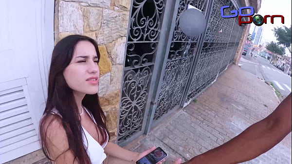I called this hot girl to fuck and record everything