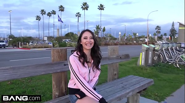 Teen Quinn Takes Her Wet Pussy Out For Some Public