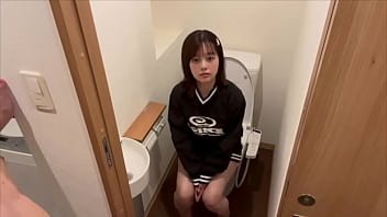 [Daily sex of a cohabiting couple] A couple has some