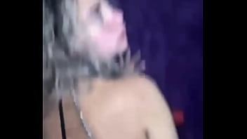 Trabalhadora faz Greve de buceta humilhada mijando nela Pissing e