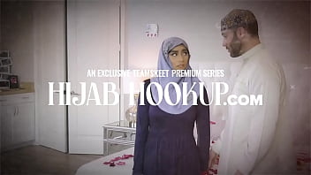 Milfty - Cute Boy Seeks Experienced Mystical Milf To Help