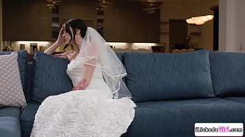 Busty babe tribbing with milf girlfriend