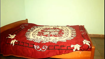 Public fuck of tourists in a park in Yaound&eacute; during