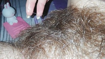Quick masturbation in the bed Hairy pussy close up orgasm