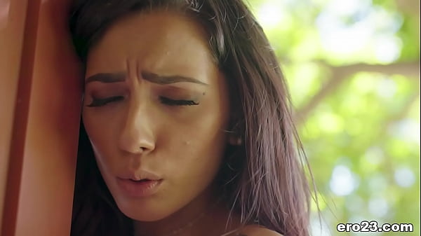 Swingers having fun in the treehouse - Jaye Summers and