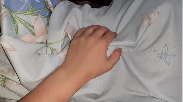 I take turns playing with my neighbors' pussies under the