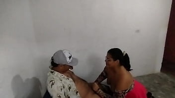 Big ass stepmom seduces her stepdaughter's boyfriend while she's not