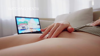 Cuming and SQUIRTING while watching HENTAI on my laptop -