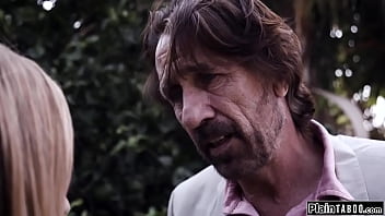 New squirting and rough threesome