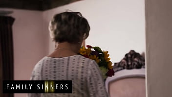 FAMILY SINNERS - Naughty MILF Dee Williams Shows Her Stepson